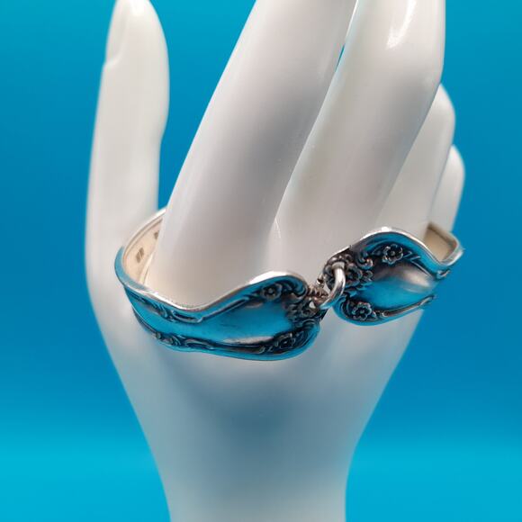 Vintage Silver Plate Bracelet, Flatware Jewelry, 6 1/4 Inches - Picture 3 of 11